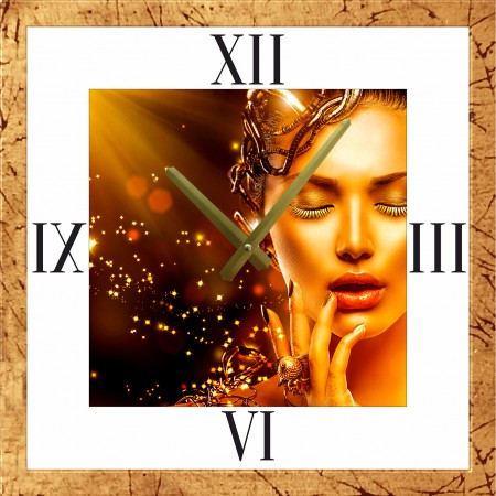 Часы с паспарту в золотом багете 50х50 ЧБС(992)